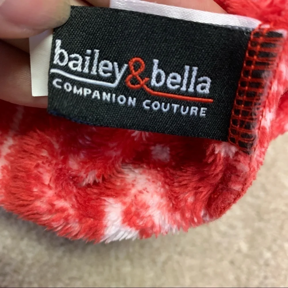 Bailey & Bella small breed dog red flannel snowflake heart Christmas pyjamas M